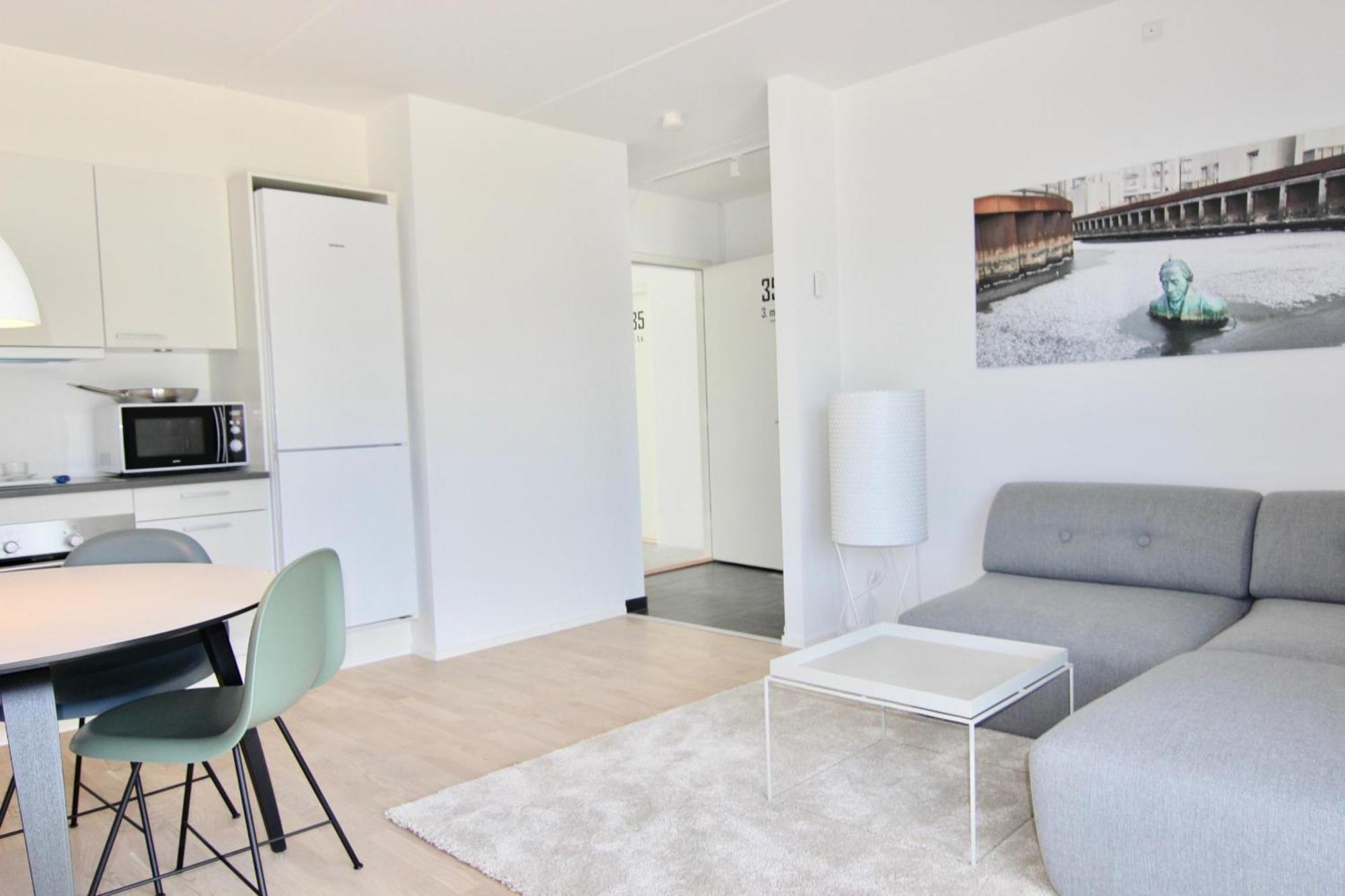 Appartement Great 1-Bed Wbalcony By Odense Harbour Extérieur photo